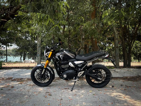 Triumph Speed 400: Best New Prices with Proven Festive Offers