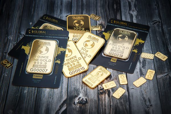 Gold Rises Oil Prices: The Clear Impact on Markets